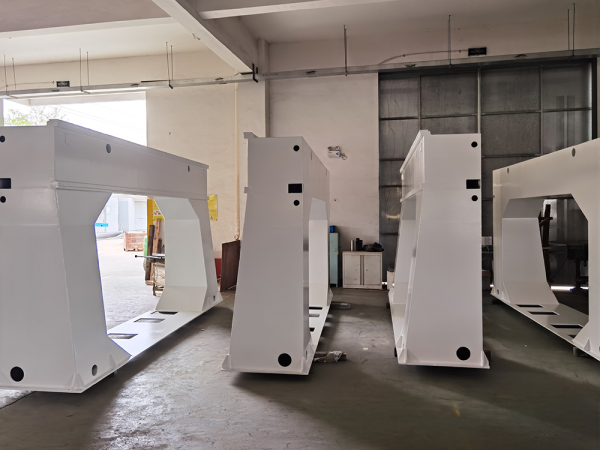 大型自動化設備機架焊接加工