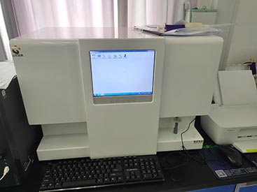 全自動微量元素檢測儀廠家 兒童微量元素檢測儀品牌在貴州遵義市余慶縣敖溪鎮(zhèn)衛(wèi)生院安裝成功開始檢測中(圖2)